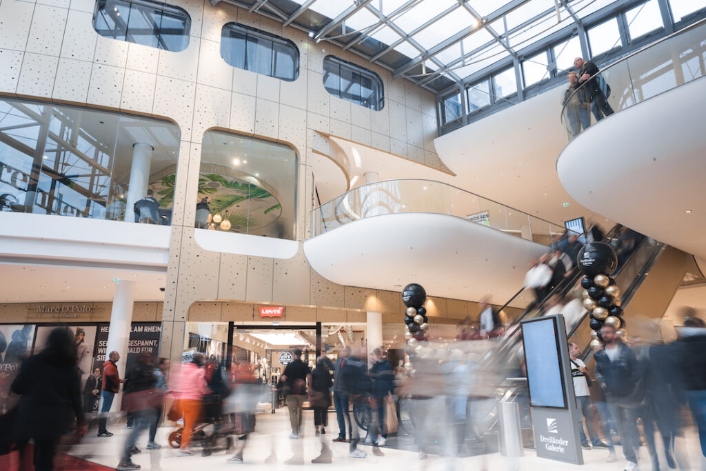 Digital Signage Dreiländergalerie